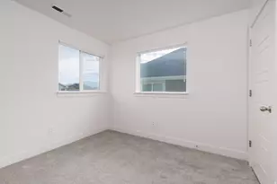 7247 N Green Pasture Ln, Eagle Mountain, UT 84005 - Photo 23