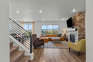 702 E 675 S, Hyrum, UT 84319 - Photo 3