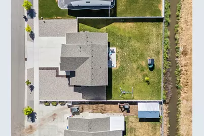 702 E 675 S, Hyrum, UT 84319 - Photo 37