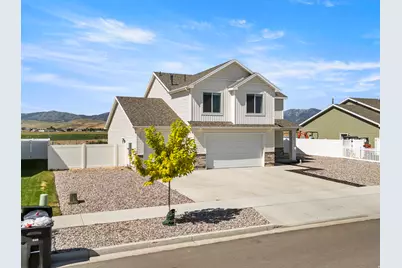 702 E 675 S, Hyrum, UT 84319 - Photo 29