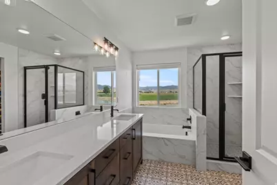 702 E 675 S, Hyrum, UT 84319 - Photo 17