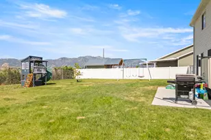702 E 675 S, Hyrum, UT 84319 - Photo 25