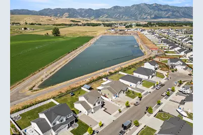 702 E 675 S, Hyrum, UT 84319 - Photo 35