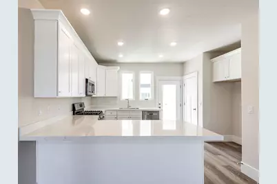 1054 S 2740 E, Spanish Fork, UT 84660 - Photo 5