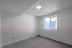 2945 N Devon Dr, Ogden, UT 84404 - Photo 23