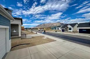 2945 N Devon Dr, Ogden, UT 84404 - Photo 3