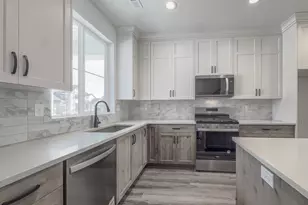 2945 N Devon Dr, Ogden, UT 84404 - Photo 9