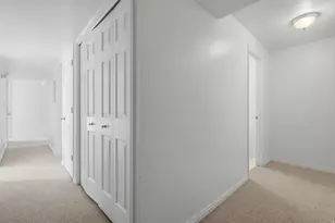 3918 E Parkers Pl, Eagle Mountain, UT 84005 - Photo 25