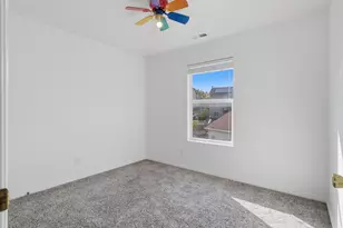 3918 E Parkers Pl, Eagle Mountain, UT 84005 - Photo 35