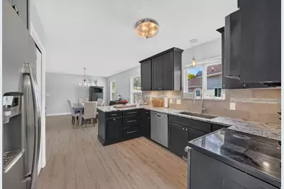 3918 E Parkers Pl, Eagle Mountain, UT 84005 - Photo 11