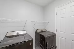 3918 E Parkers Pl, Eagle Mountain, UT 84005 - Photo 15