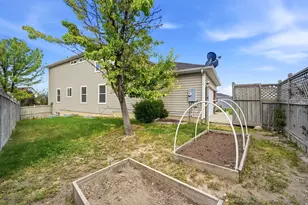 3918 E Parkers Pl, Eagle Mountain, UT 84005 - Photo 35