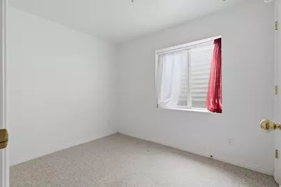 3918 E Parkers Pl, Eagle Mountain, UT 84005 - Photo 23