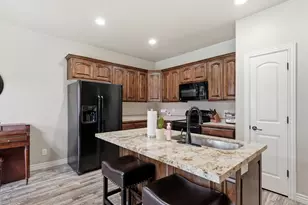 828 W 310 S, Pleasant Grove, UT 84062 - Photo 7