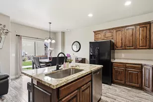 828 W 310 S, Pleasant Grove, UT 84062 - Photo 5