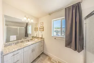4991 S 475 W, Washington Terrace, UT 84405 - Photo 23