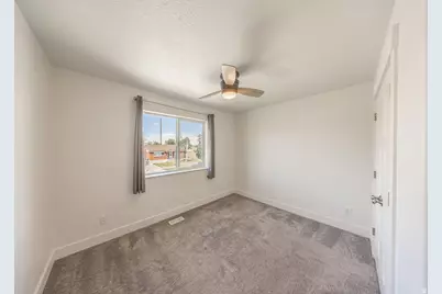 4991 S 475 W, Washington Terrace, UT 84405 - Photo 25