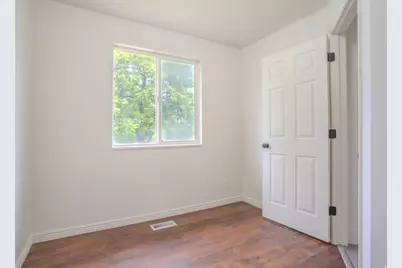 2072 W 3800 S, West Valley, UT 84119 - Photo 21