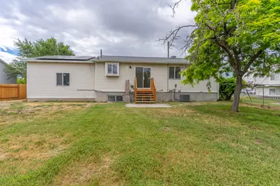 2072 W 3800 S, West Valley, UT 84119 - Photo 27
