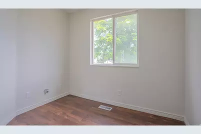 2072 W 3800 S, West Valley, UT 84119 - Photo 23