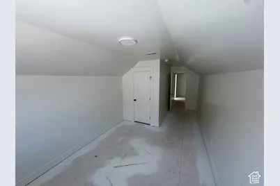 1029 N 2900 E, Layton, UT 84040 - Photo 11