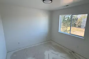 1029 N 2900 E, Layton, UT 84040 - Photo 13