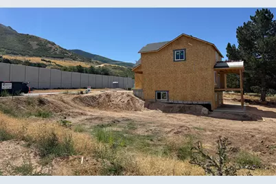 1029 N 2900 E, Layton, UT 84040 - Photo 3