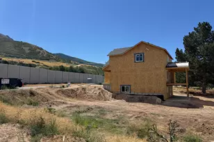 1029 N 2900 E, Layton, UT 84040 - Photo 3