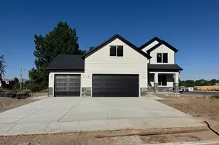 1029 N 2900 E, Layton, UT 84040 - Photo 1