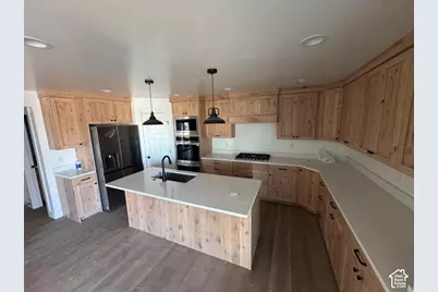 1029 N 2900 E, Layton, UT 84040 - Photo 9