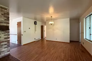 11031 S Old England Rd, Sandy, UT 84092 - Photo 15