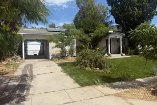 11031 S Old England Rd, Sandy, UT 84092 - Photo 3