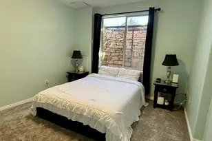 2187 E Eagle Crest Dr, Draper (UT Cnty), UT 84020 - Photo 37