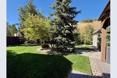 2187 E Eagle Crest Dr, Draper, UT 84020 - Photo 45