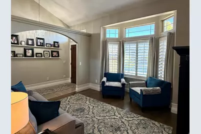 2187 E Eagle Crest Dr, Draper (UT Cnty), UT 84020 - Photo 5