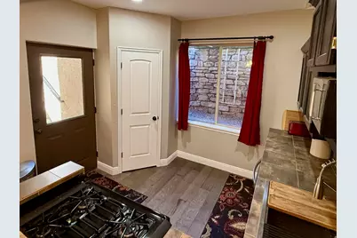2187 E Eagle Crest Dr, Draper, UT 84020 - Photo 25