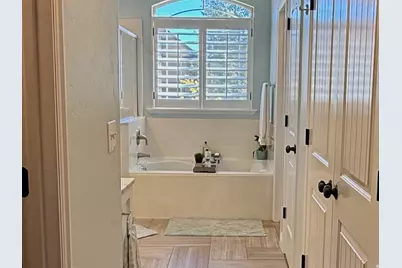2187 E Eagle Crest Dr, Draper (UT Cnty), UT 84020 - Photo 27