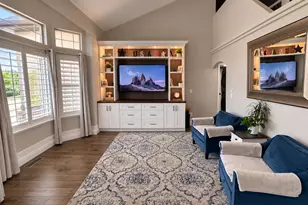 2187 E Eagle Crest Dr, Draper (UT Cnty), UT 84020 - Photo 3