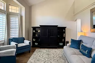 2187 E Eagle Crest Dr, Draper (UT Cnty), UT 84020 - Photo 3