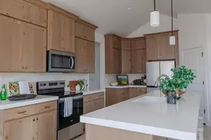 1066 N Coyote Creek, Saratoga Springs, UT 84045 - Photo 5