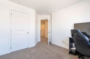 1693 S Devils Ln, Washington, UT 84780 - Photo 21