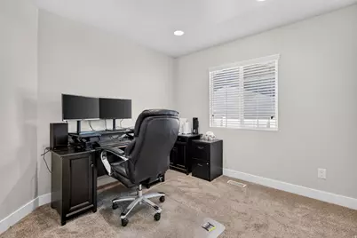 9562 S Michal Robert Ln, West Jordan, UT 84081 - Photo 23