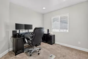 9562 S Michal Robert Ln, West Jordan, UT 84081 - Photo 23