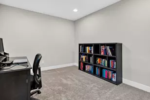 9562 S Michal Robert Ln, West Jordan, UT 84081 - Photo 17