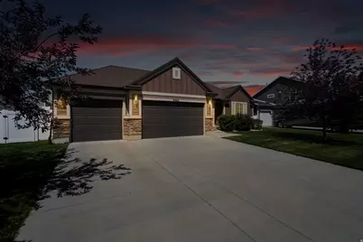 9562 S Michal Robert Ln, West Jordan, UT 84081 - Photo 29