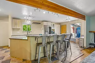 3779 S 2000 E, Salt Lake City, UT 84109 - Photo 11