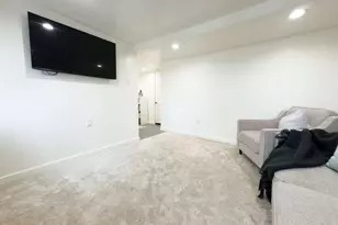 127 N 100 W, Richfield, UT 84701 - Photo 11