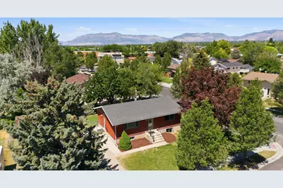 2866 W 1700 N, Clinton, UT 84015 - Photo 35