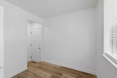2866 W 1700 N, Clinton, UT 84015 - Photo 13