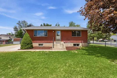 2866 W 1700 N, Clinton, UT 84015 - Photo 1